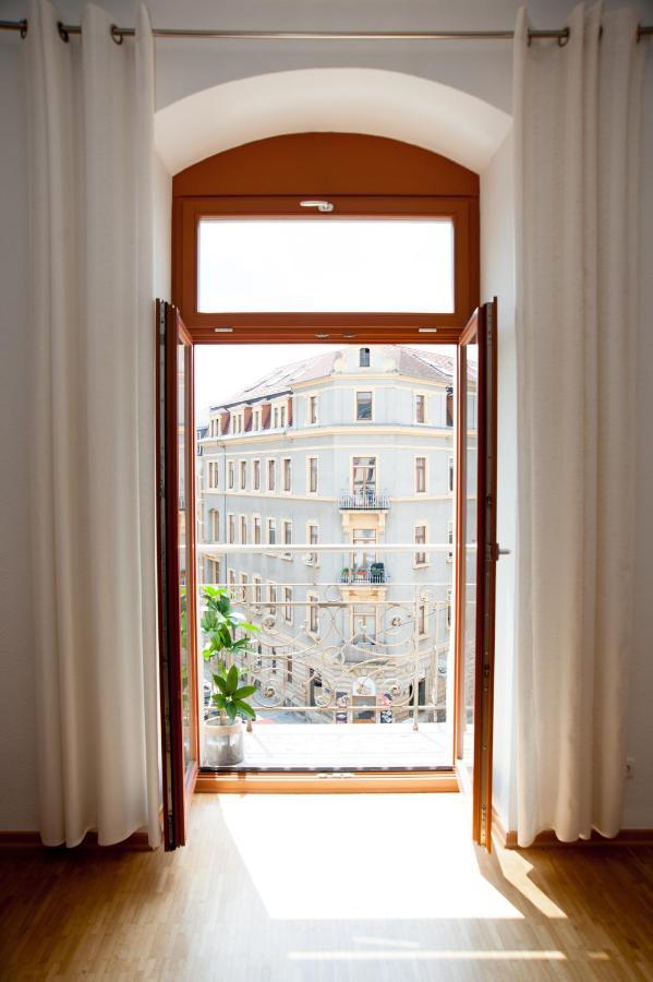 1-Raum-Wohnung Zentral Gelegen Dresden Buitenkant foto